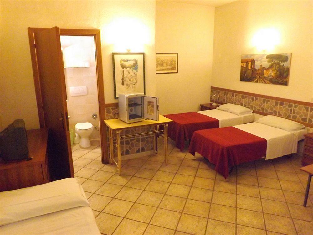 Hotel Antico Residence Roma Monterosi Екстер'єр фото